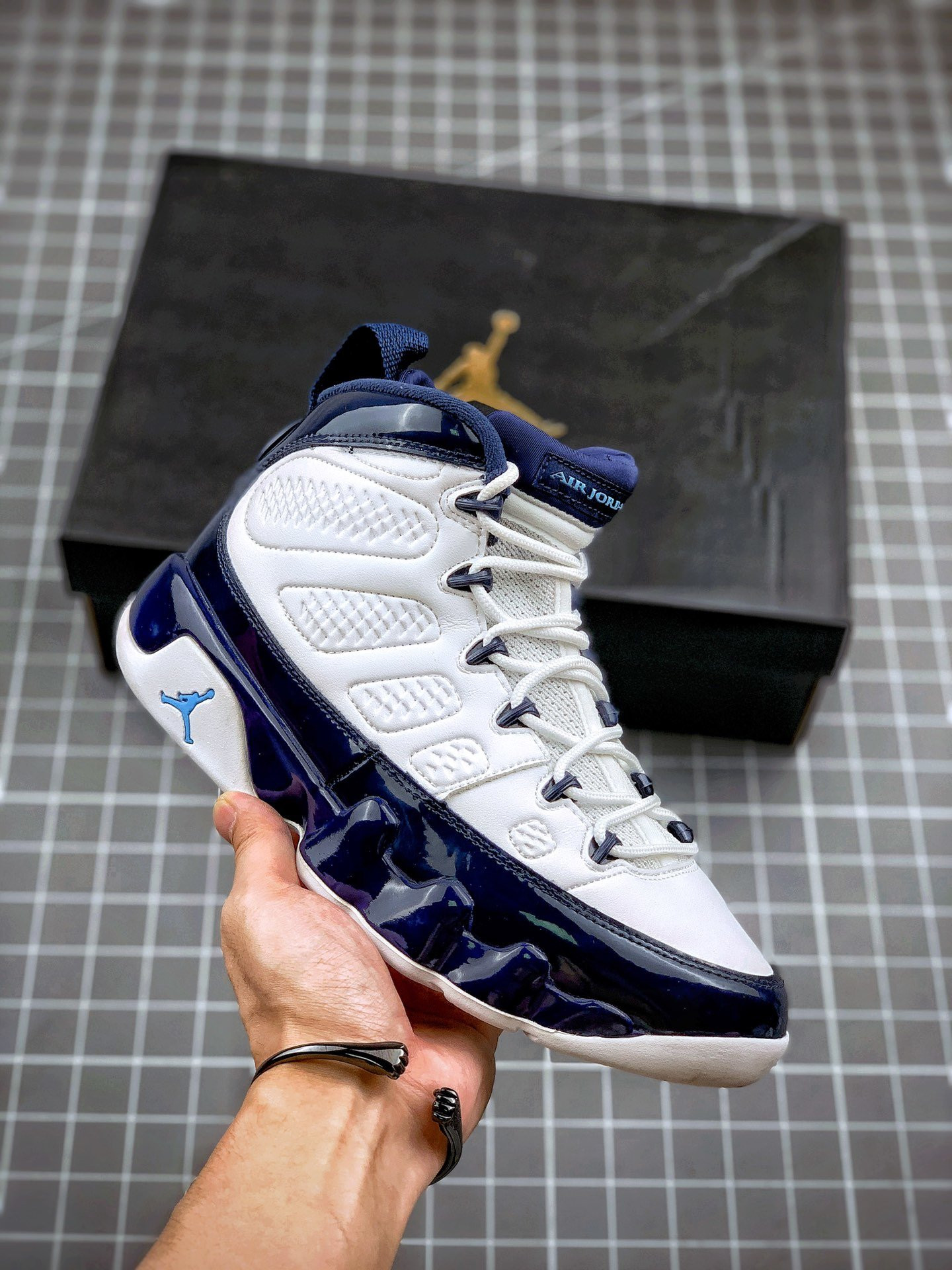 JD 9 UNC WhiteUniversity Blue-Midnight Navy 302370-145 5341130