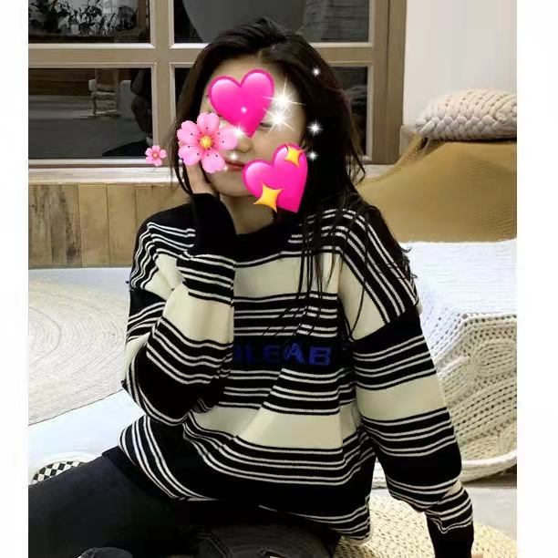 Autumn and winter new men and women knitted sweaters stitching loose casual trend design sense high street contrast sweater alx