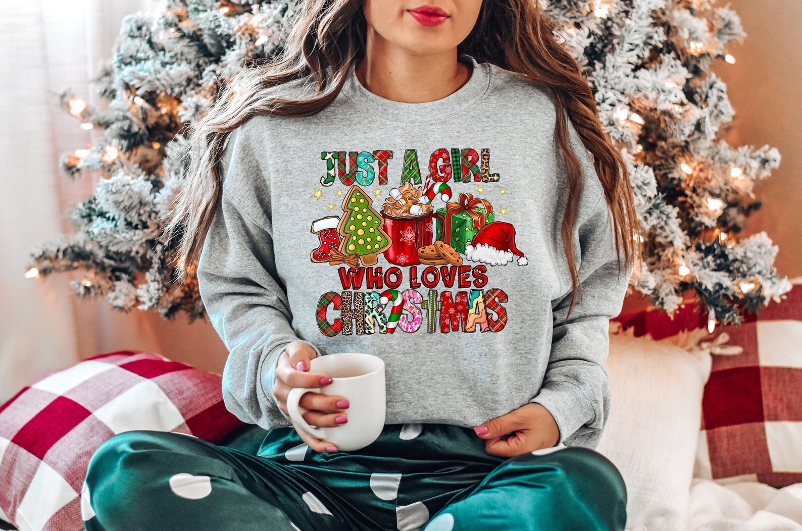 Just A Girl Who Loves Christmas Sweatshirt 2D Crewneck Sweatshirt All Over Print Sweatshirt For Women Sweatshirt For Men Sws4515