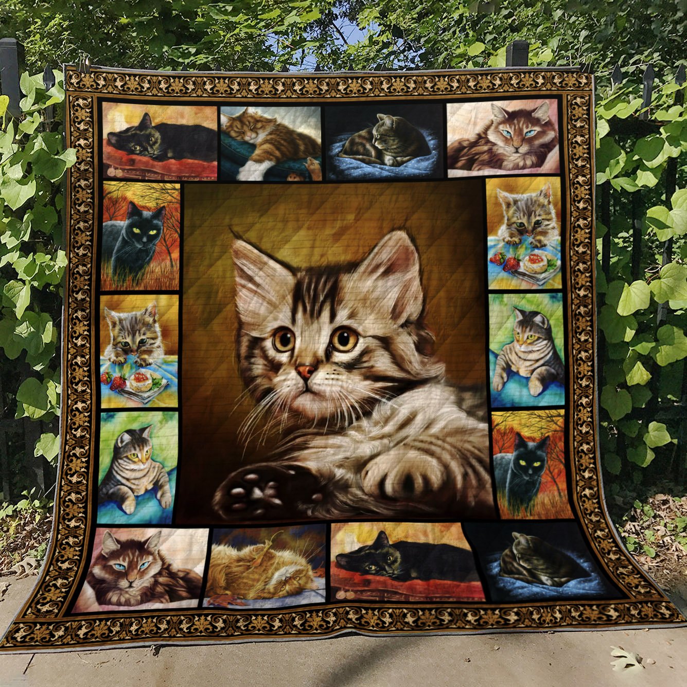 Cat Kitten Lovely Face Tabby Quilt Blanket