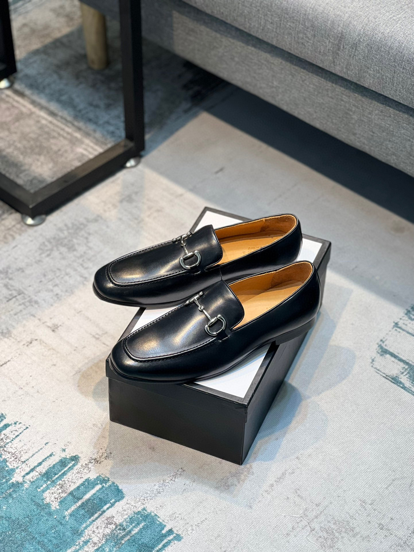 Gucci Loafer With Horsebit In Black SNK754219867