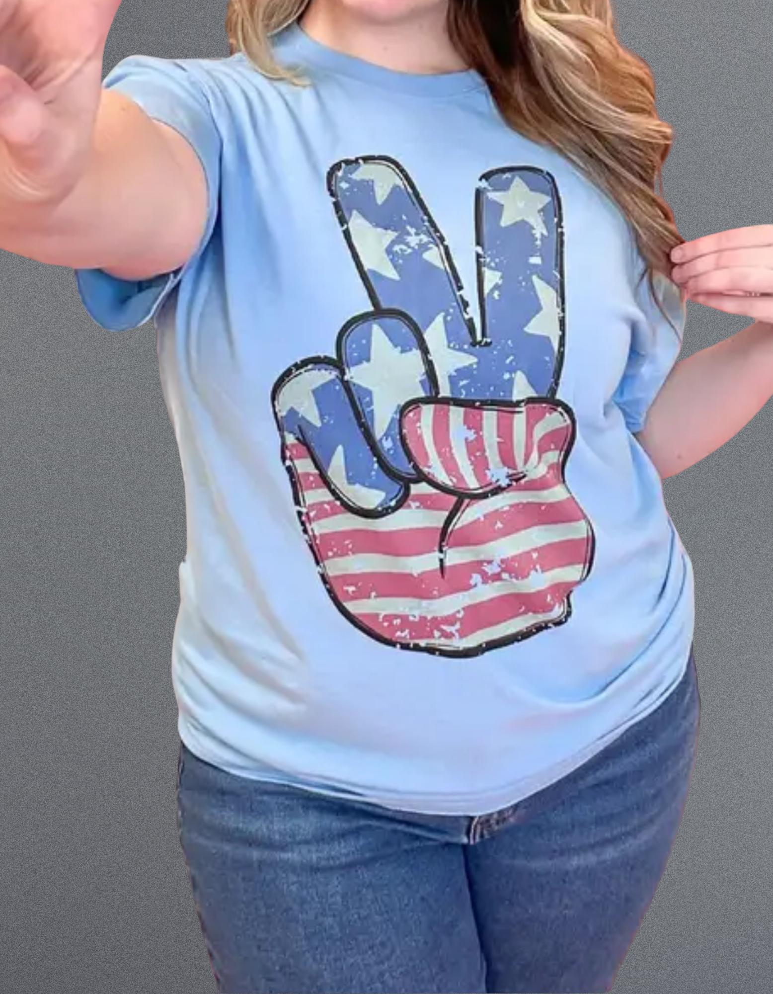 Retro Peace Hand Patriotic T-Shirt – Cool USA Vibes, Trendy Shirt, Graphic Tees, Streetwear, Womenswear, Birthday Gift, Casual, Gift For Men For Women