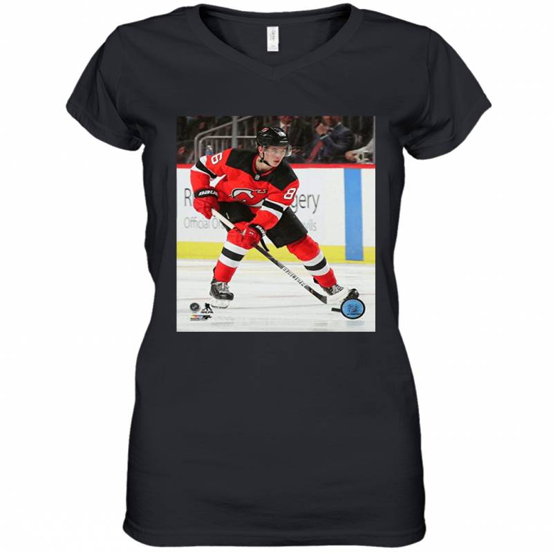 Jack Hughes New Jersey Devils in Action Women’s V-Neck T-Shirt