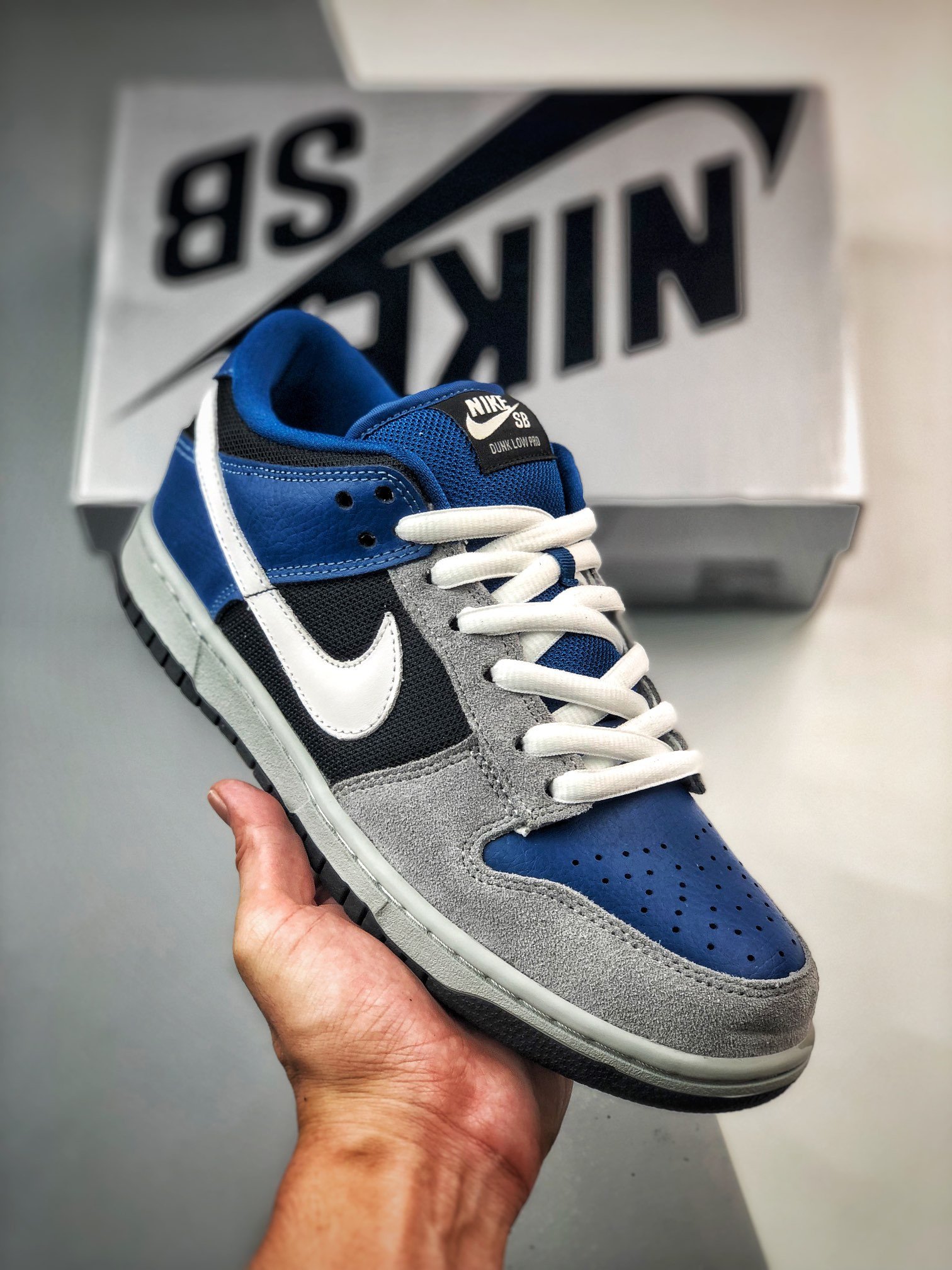 Nike SB Dunk Low Futura Black WhiteNightshadeShark 5339074