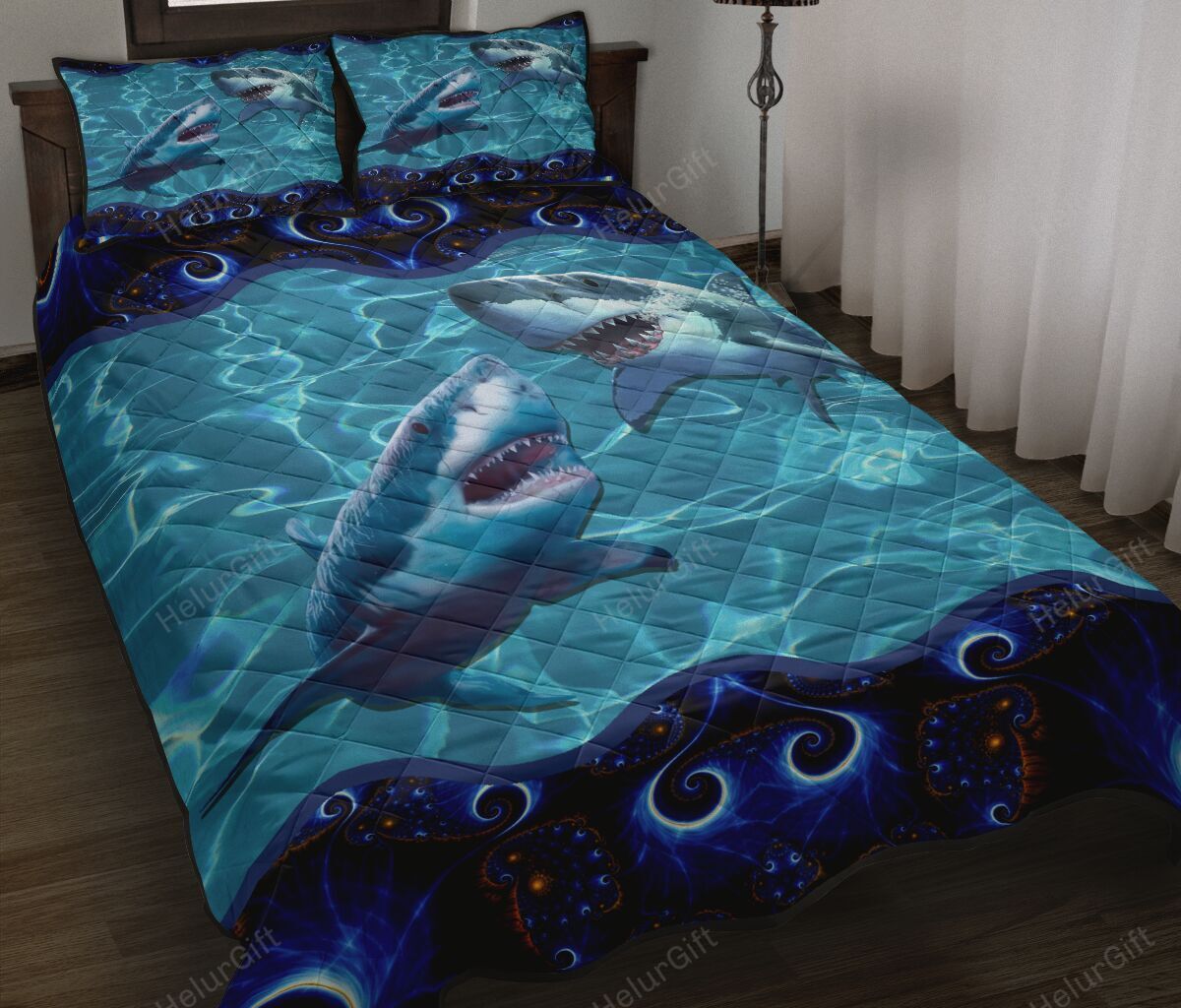 Shark Swimming Quilt Bed Set