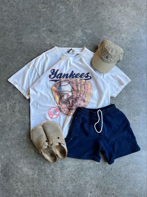 Sports Clothes  Baseball  Yankees Tshirt