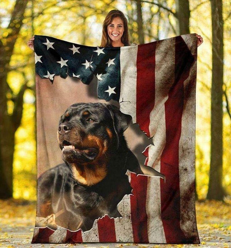 Blanketify Rottweiler – American Flag Fleece Blanket Gift For Rottweiler Dog Lovers,Her,Birthday Gift,Family Gift Home Decor Bedding Couch Sofa Soft And Comfy Cozy