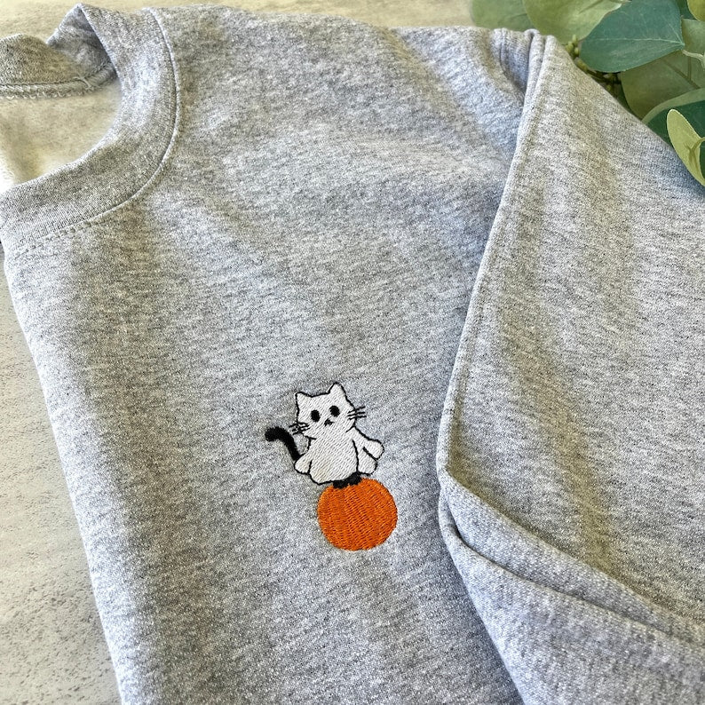 Ghost Cat On Pumpkin Halloween Embroidered Sweatshirt 2D Crewneck Sweatshirt All Over Print Sweatshirt For Women Sweatshirt For Men Sws3696