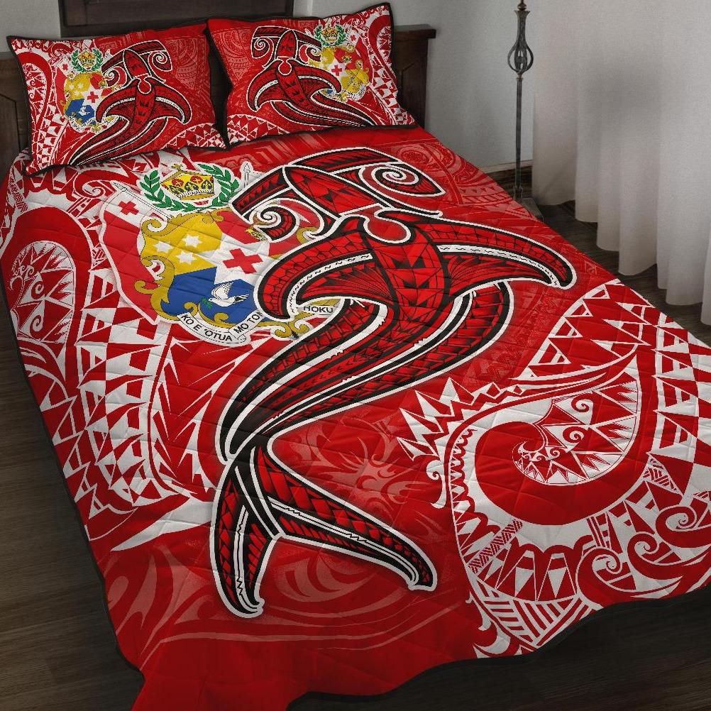 Tonga Quilt Bed Set – Red Shark Polynesian Tattoo – BN18