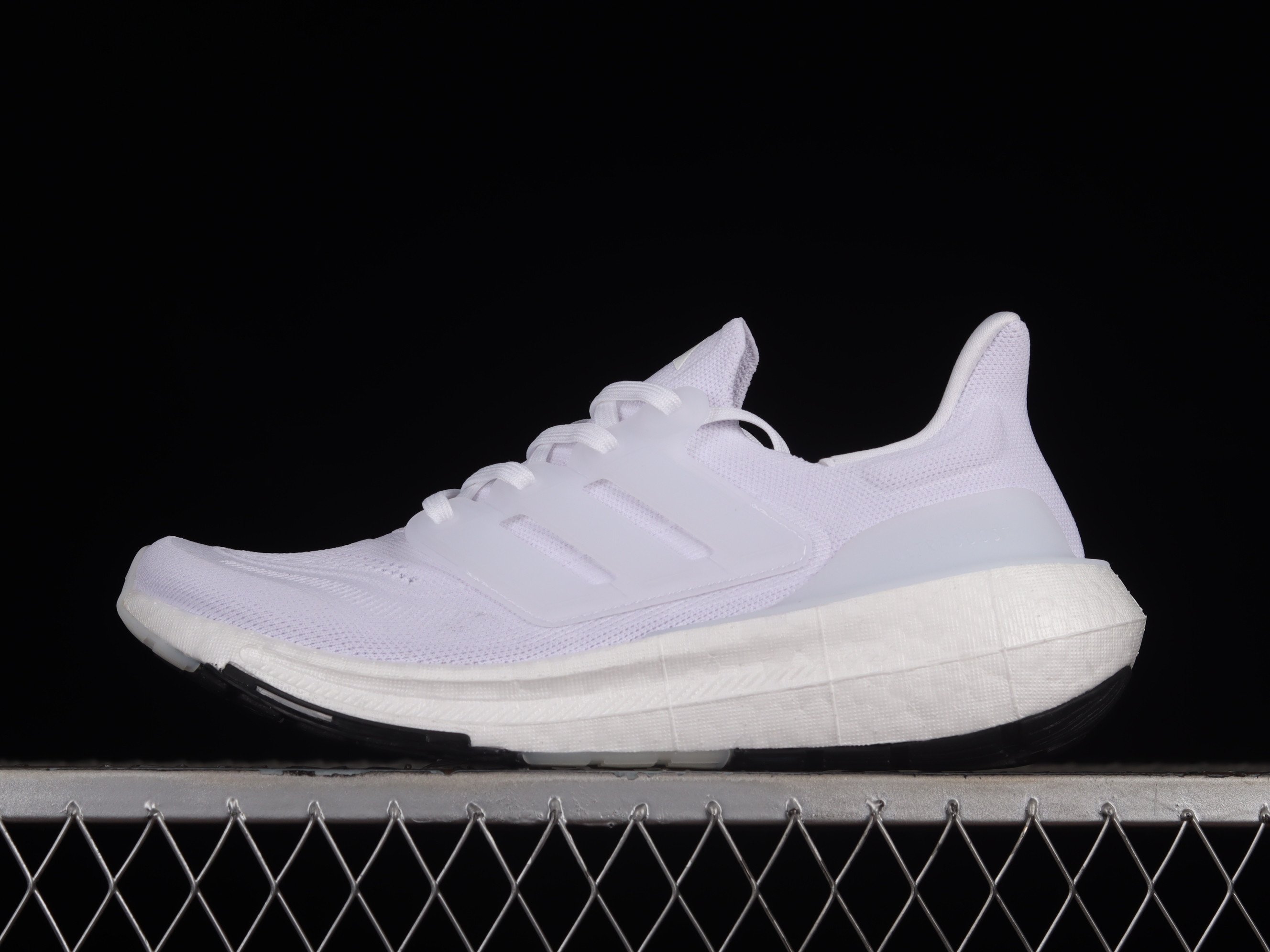 adidas Ultraboost Light Cloud WhiteCrystal White Shoes Sneakers SNK455659753