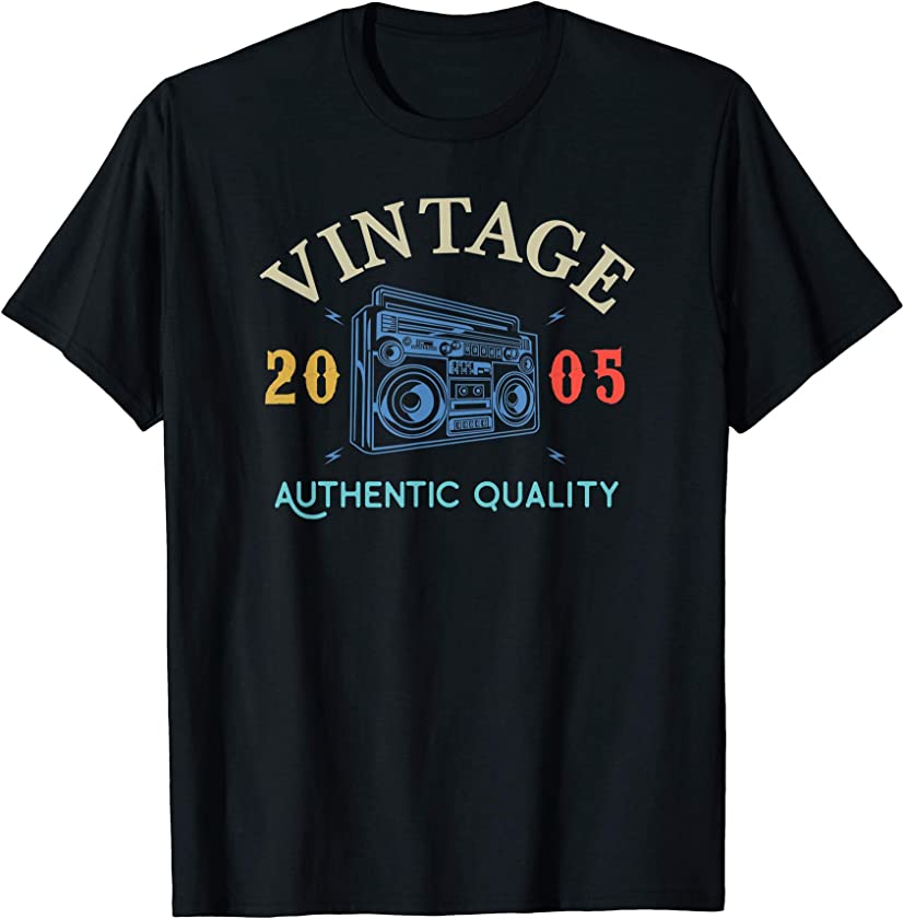 16 Years Old 2005 Vintage 16th Birthday Anniversary Gift T-Shirt