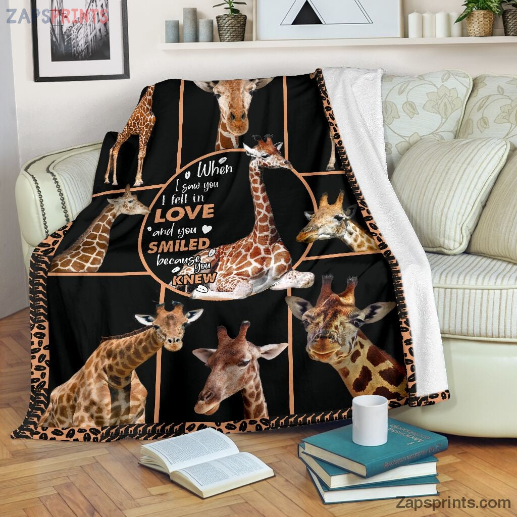 Giraffe Fall In Love Blanket – Cool Gift Ideas