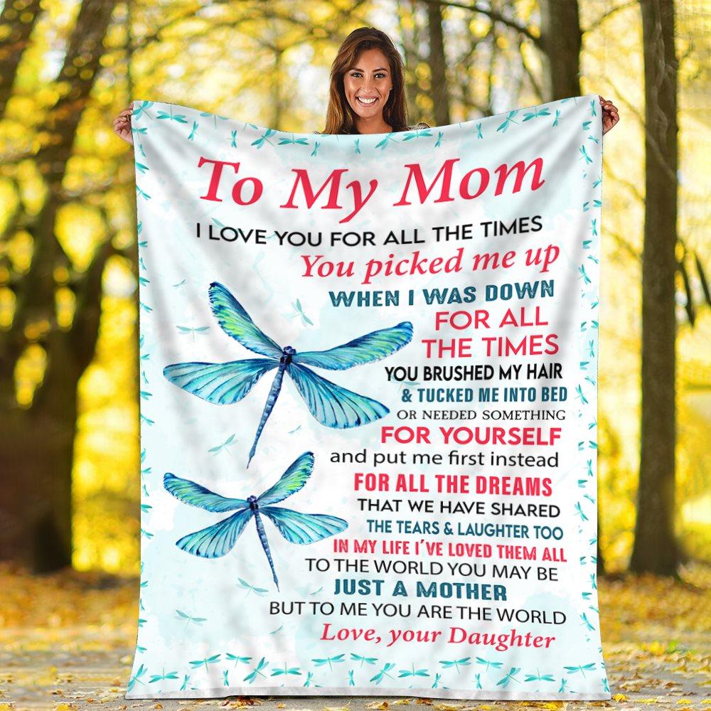 To My Mom To Me You Are The World Fleece Blanket – Quilt Blanket, Mother S Day Greetings, Mother S Day Gift From Daughter To Mom, Home Decor Bedding Couch Sofa Soft And Comfy Cozy