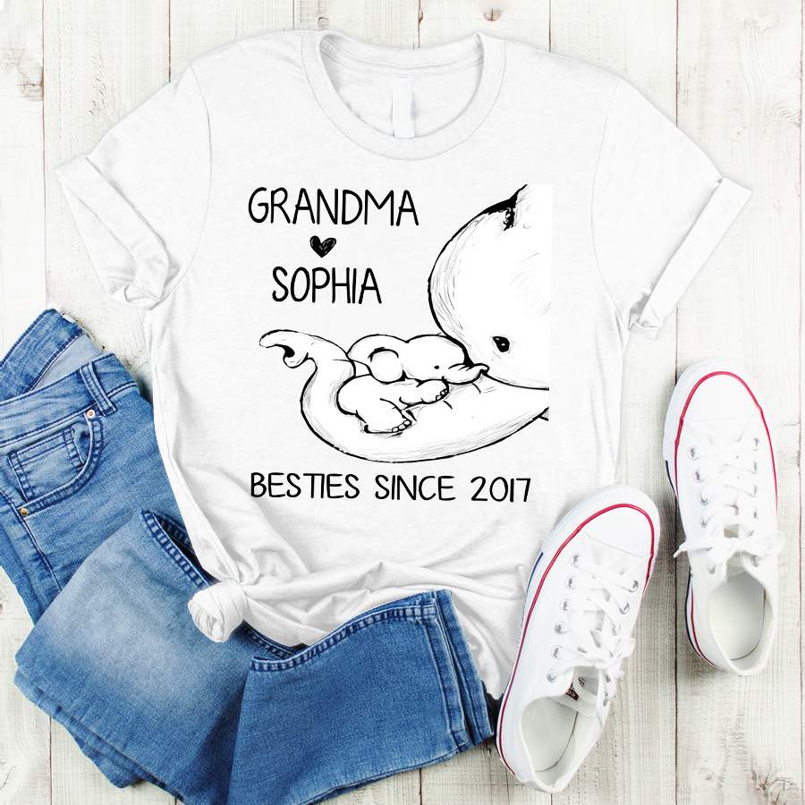 Personalized Grandma And Grandkid Elephant Shirt