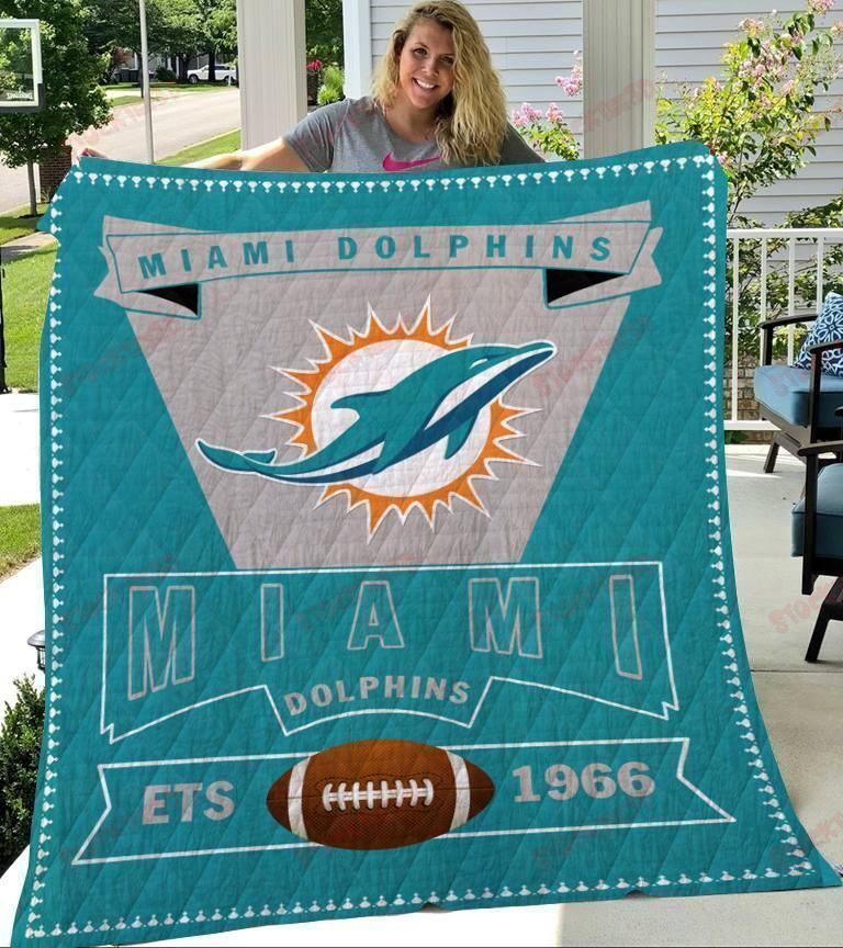 Miami Dolphins Logo Premium Quilt