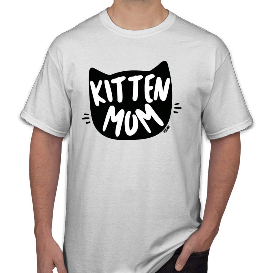 Kitten mom Men T-Shirt