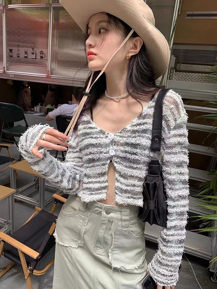 Striped Knit Sweater Long Sleeve Cropped Cardigan Women Jumper Vintage Korean Fashion Sexy Fashion Y2k Aesthetic Top Clothing alx