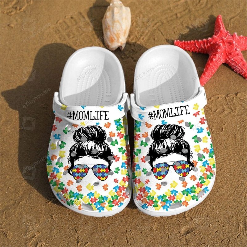 Full Of Puzzle Woman Shoes Clogs – Autism Mom Life Shoes Clogs Gifts For Mother Day