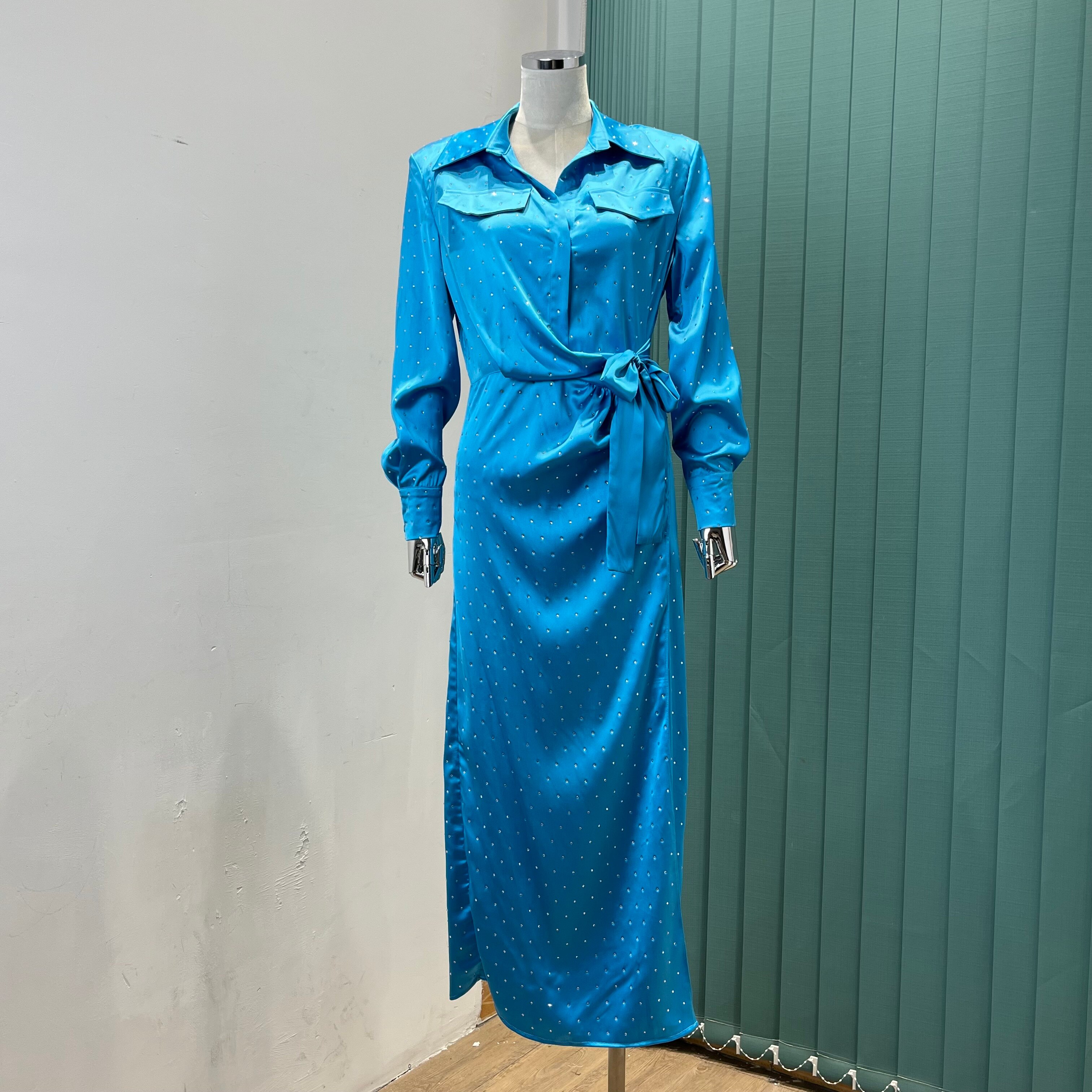 2022 spring and summer heavy industry hot drilling slit mid-length women’s shirt dress alx