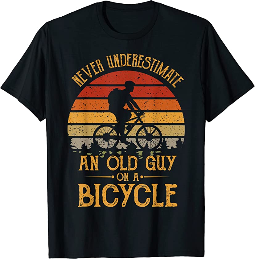 Vintage Never Underestimate An Old Guy On A Bicycle Cycling T-Shirt