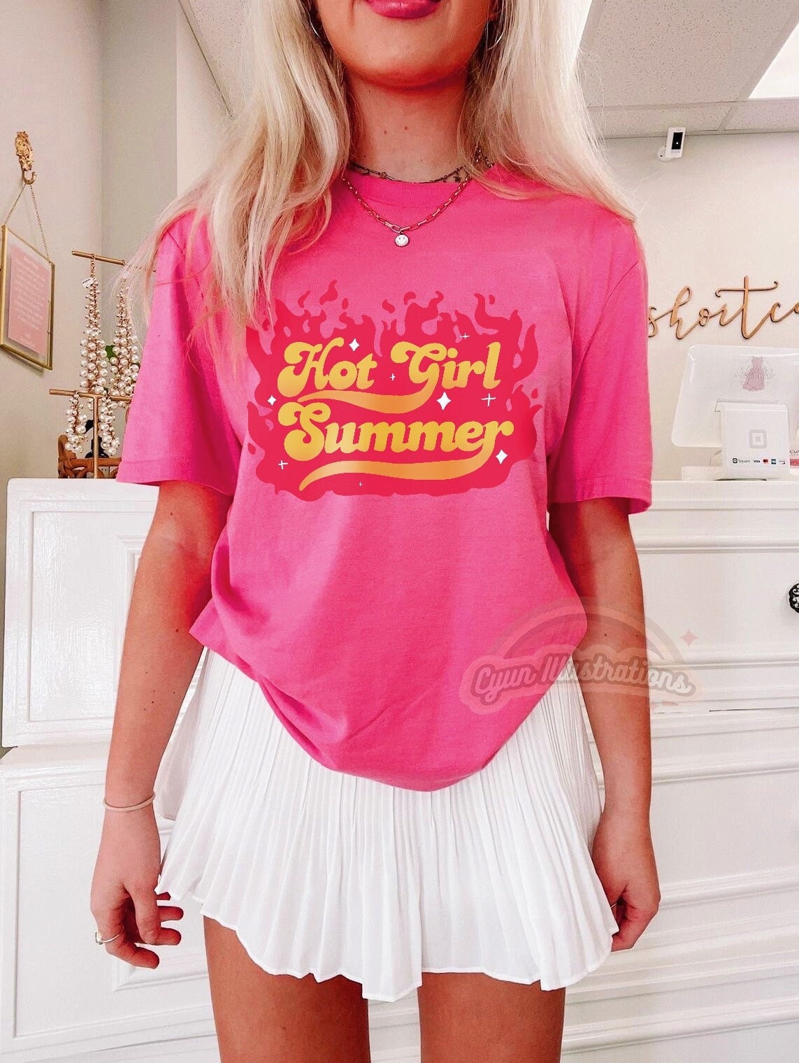 Y2K Summer Tshirt, Aesthetic Womans Oversized Shirt, Retro Graphic T-shirt, Trendy Tee, Hot Girl Summer, Girly Hot Pink Preppy Top, Crewneck