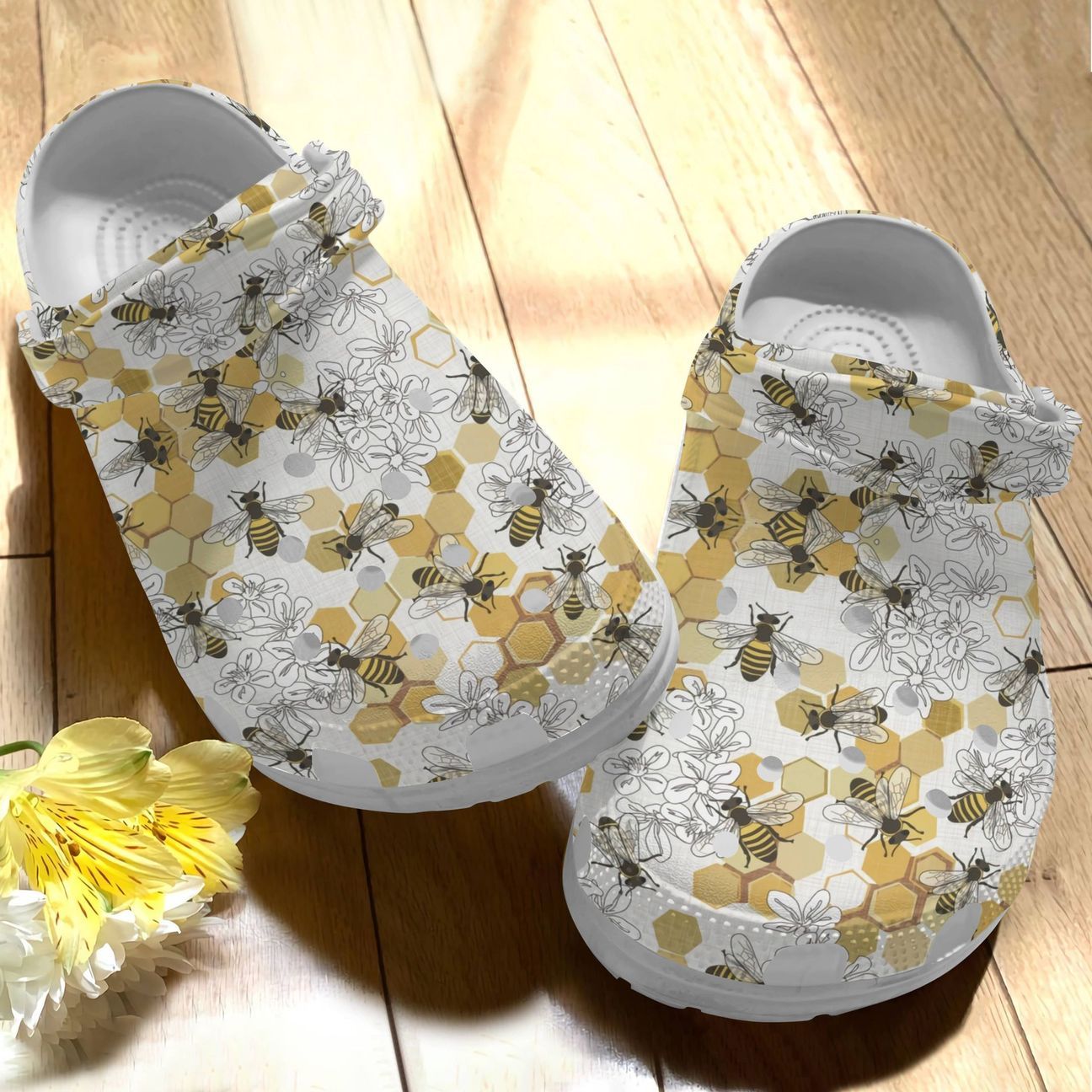 Bee Personalize Clog Custom Clogs Fashionstyle Comfortable For Women Men Kid Print 3D Vintage Honey Bees