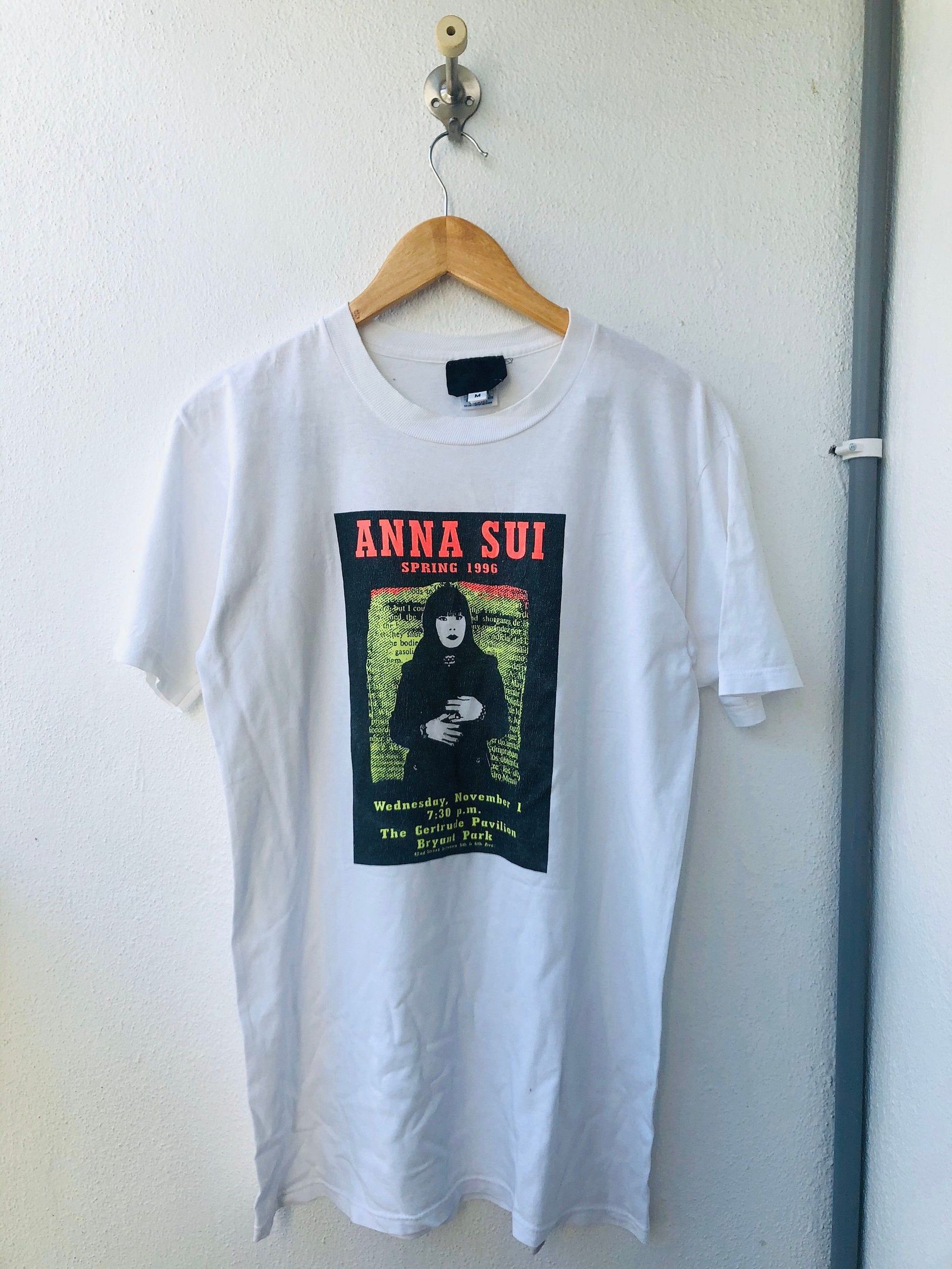 Vintage 90 s Anna Sui Spring 1996 Collections Event American Fashion De shirt