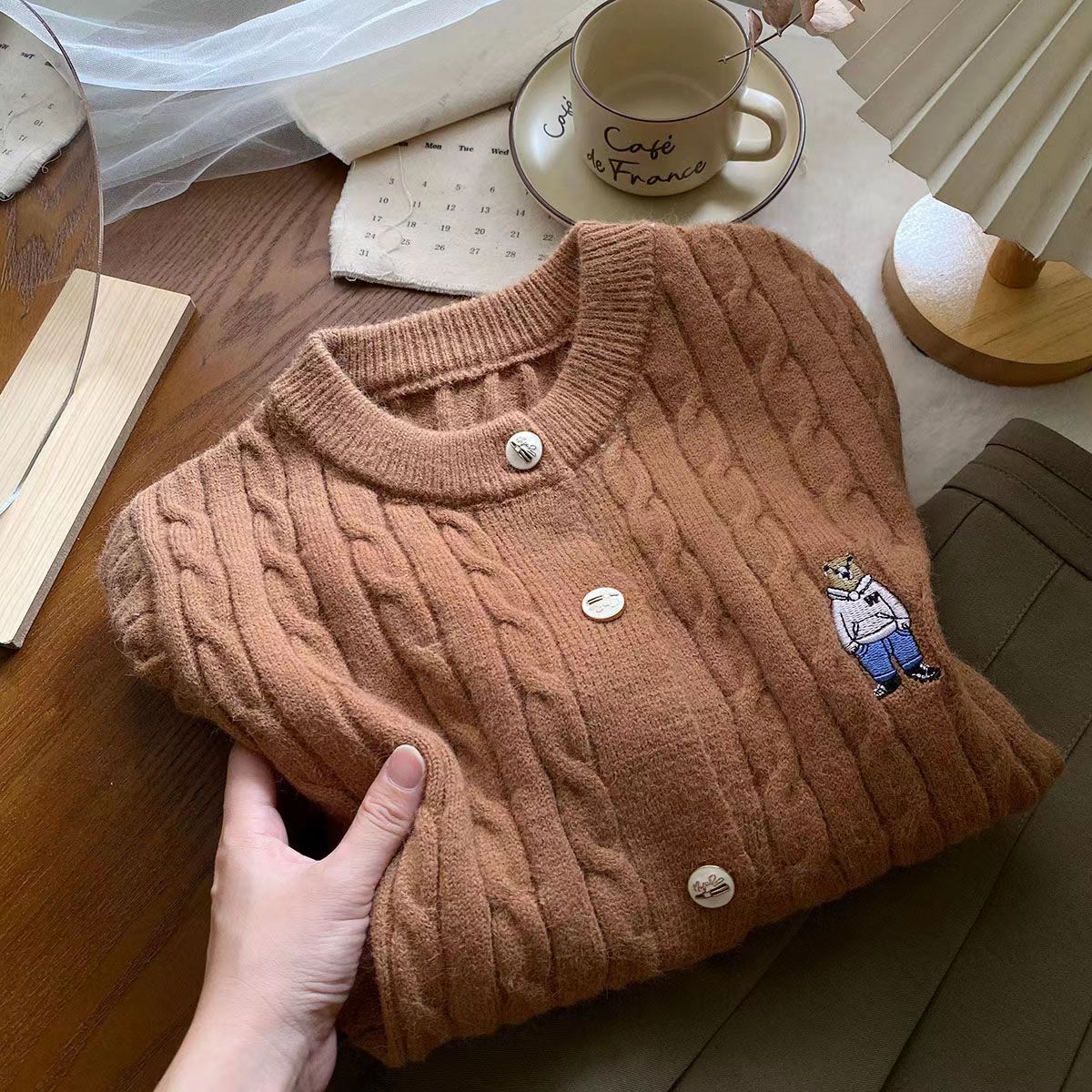 Spring Autumn Knitted Cardigan Bear Embroidery Long Sleeve Round Neck Women’s Knitted Sweater Jacket Casual Female Top alx