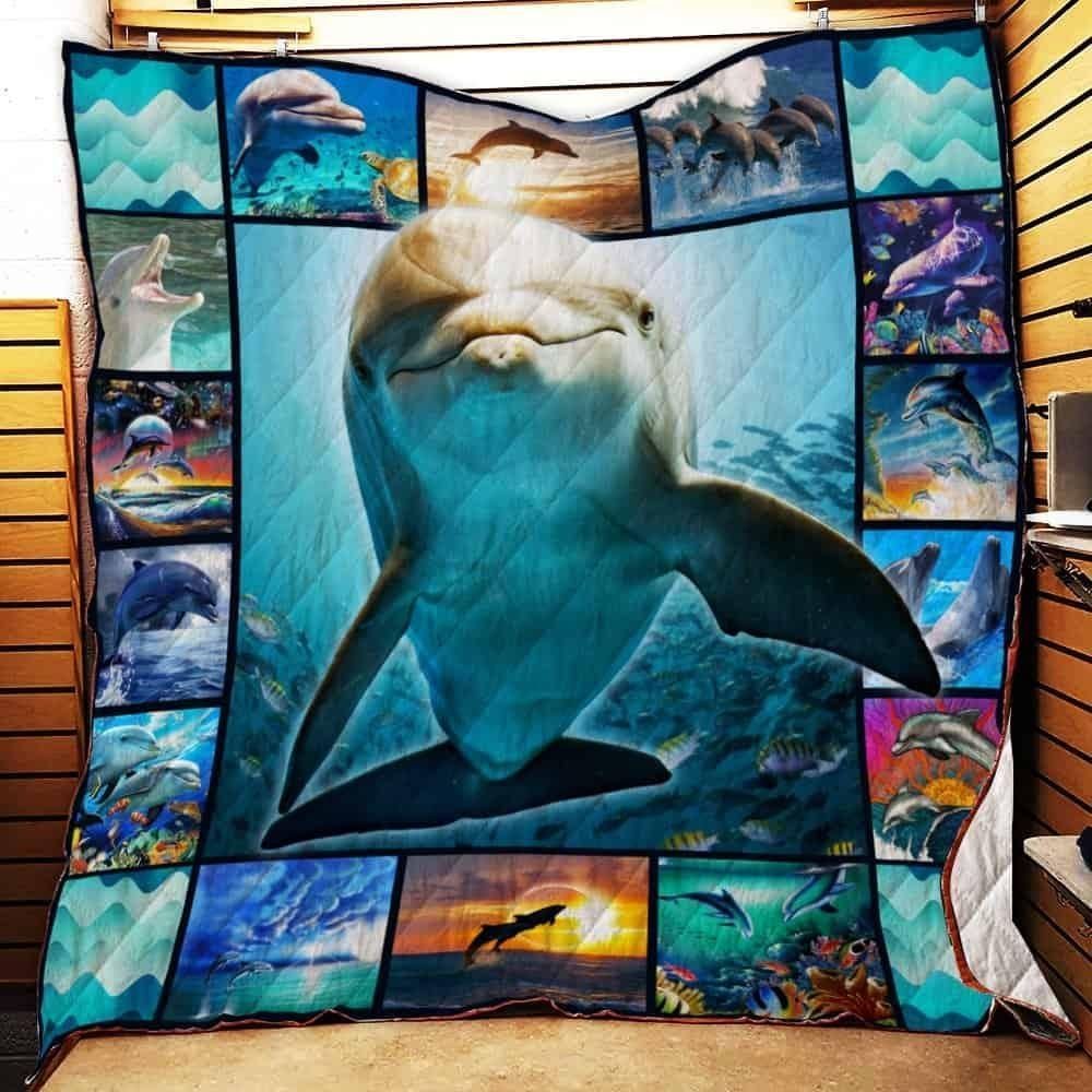 Dolphin Quilt Cufao