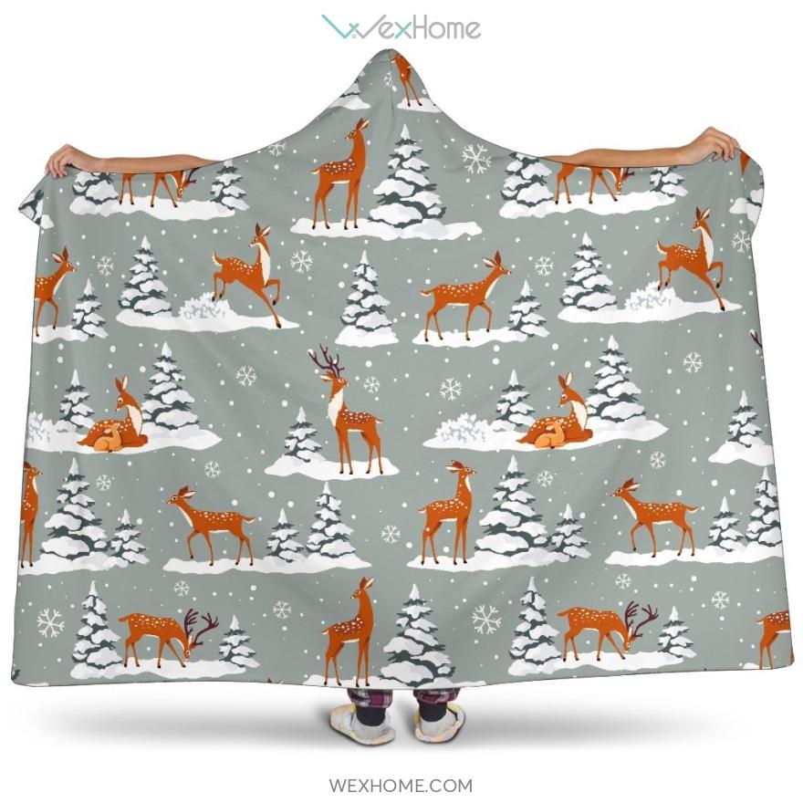 Beautiful Deers Winter Christmas Hooded Blanket