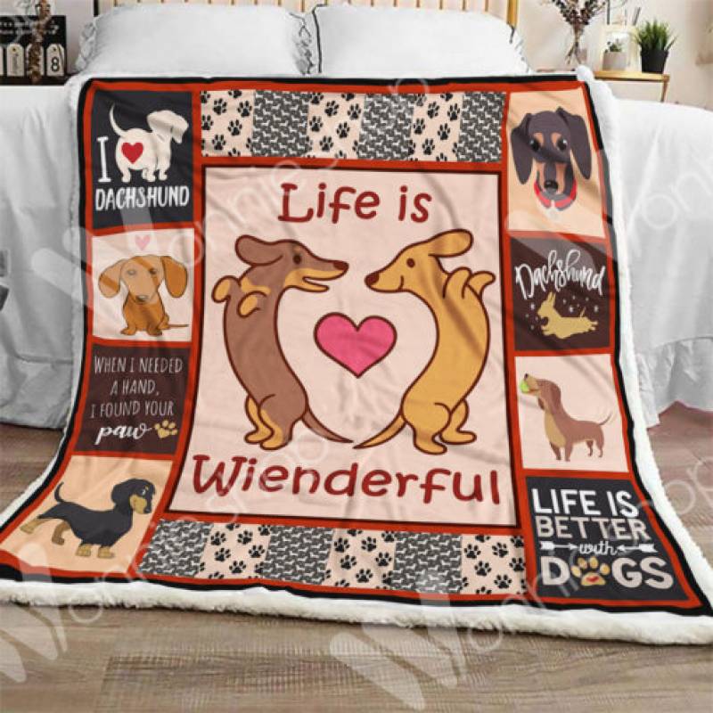 Dachshund Sherpa Blanket OCT0302 73O56