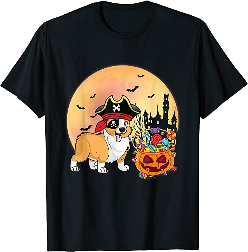 Corgi Dog Pirate Costume Pumpkin Candy Happy Halloween Day T-Shirt