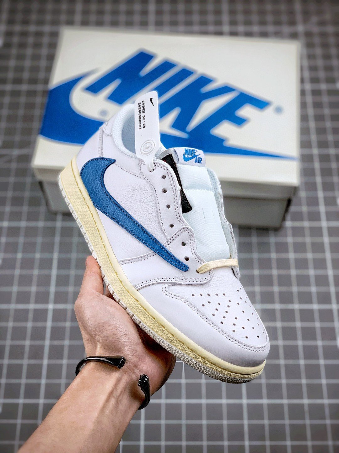 Travis Scott x fragment x JD 1 Low OG WhiteBlueSail 5338812