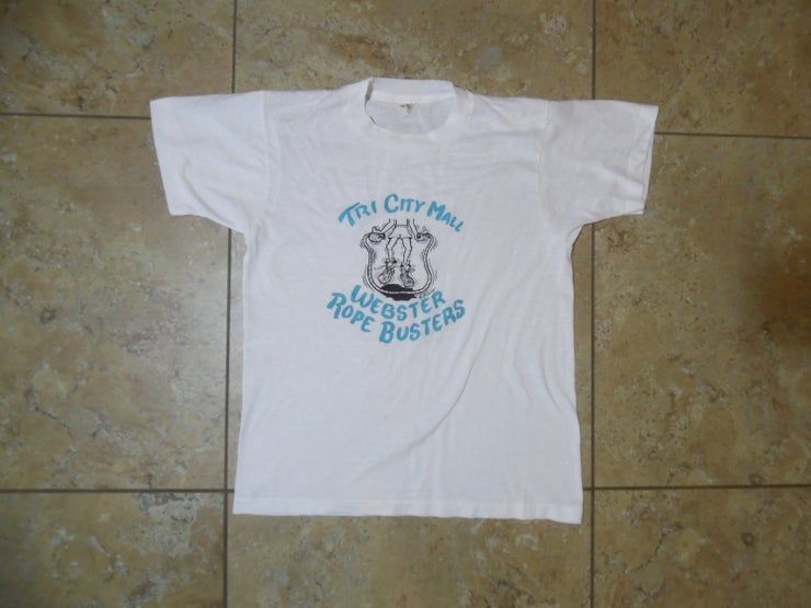 Vtg Tri City Mall Webster Jump Rope Buster Shirt