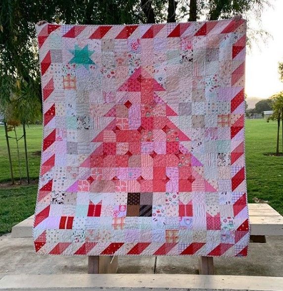 Pink Christmas Tree Quilt Cudin