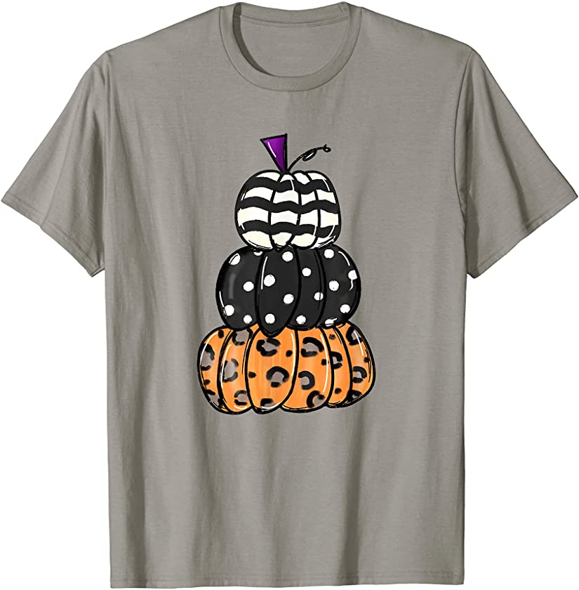 Stacked Pumpkin Leopard Trick Or Treat Funny Halloween T-Shirt