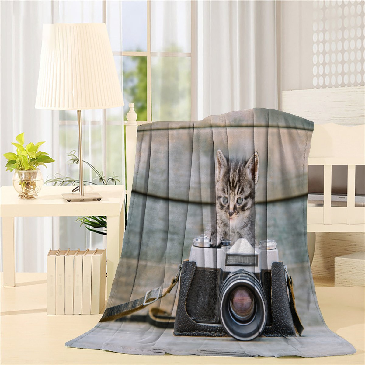 Kitten With Vintage Photo Camera Throw Blanket