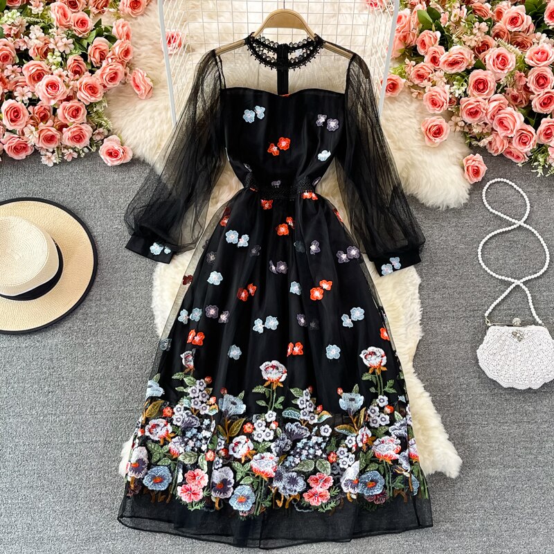 Autumn Fashion Runway Vintage Floral Dress Women’s See Through Wrist Sleeve Black Lace Hollow Out Mesh Flower Embroidery Vestido alx