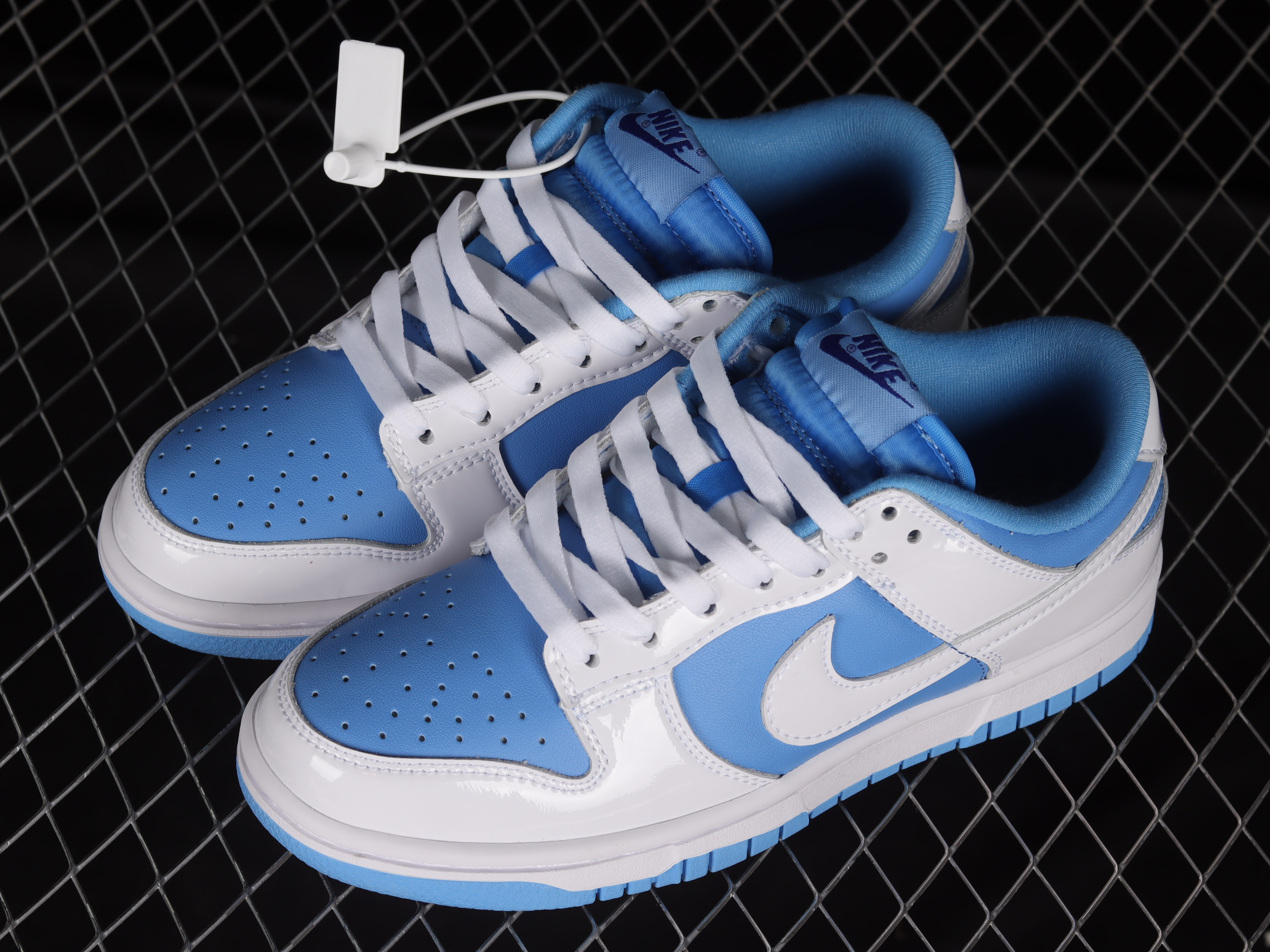 Nike Dunk Low Reverse UNC Shoes Sneakers, Women SNK155438866