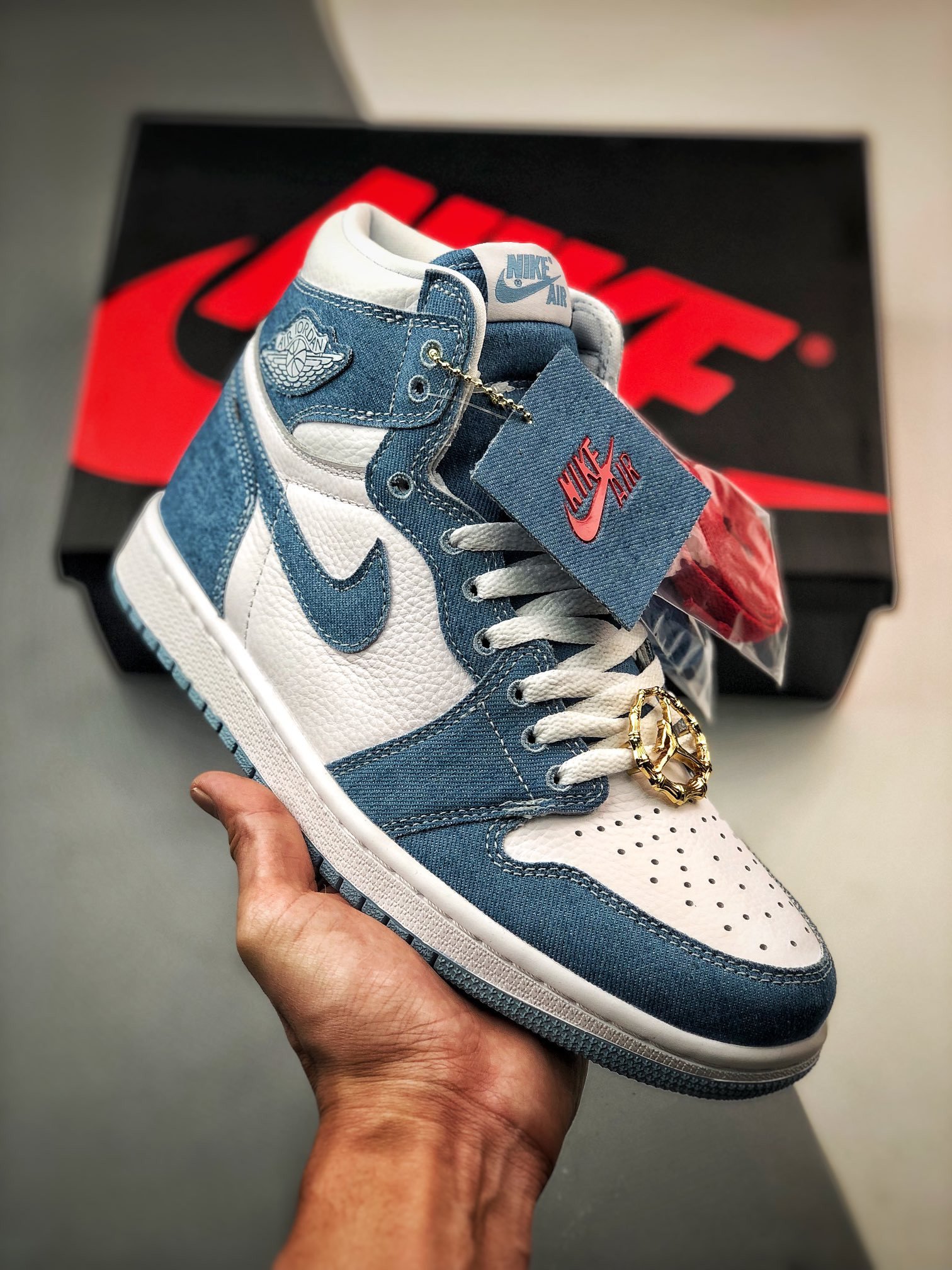 JD 1 High OG Denim WhiteWorn Blue-Metallic Gold DM9036-104 5342132