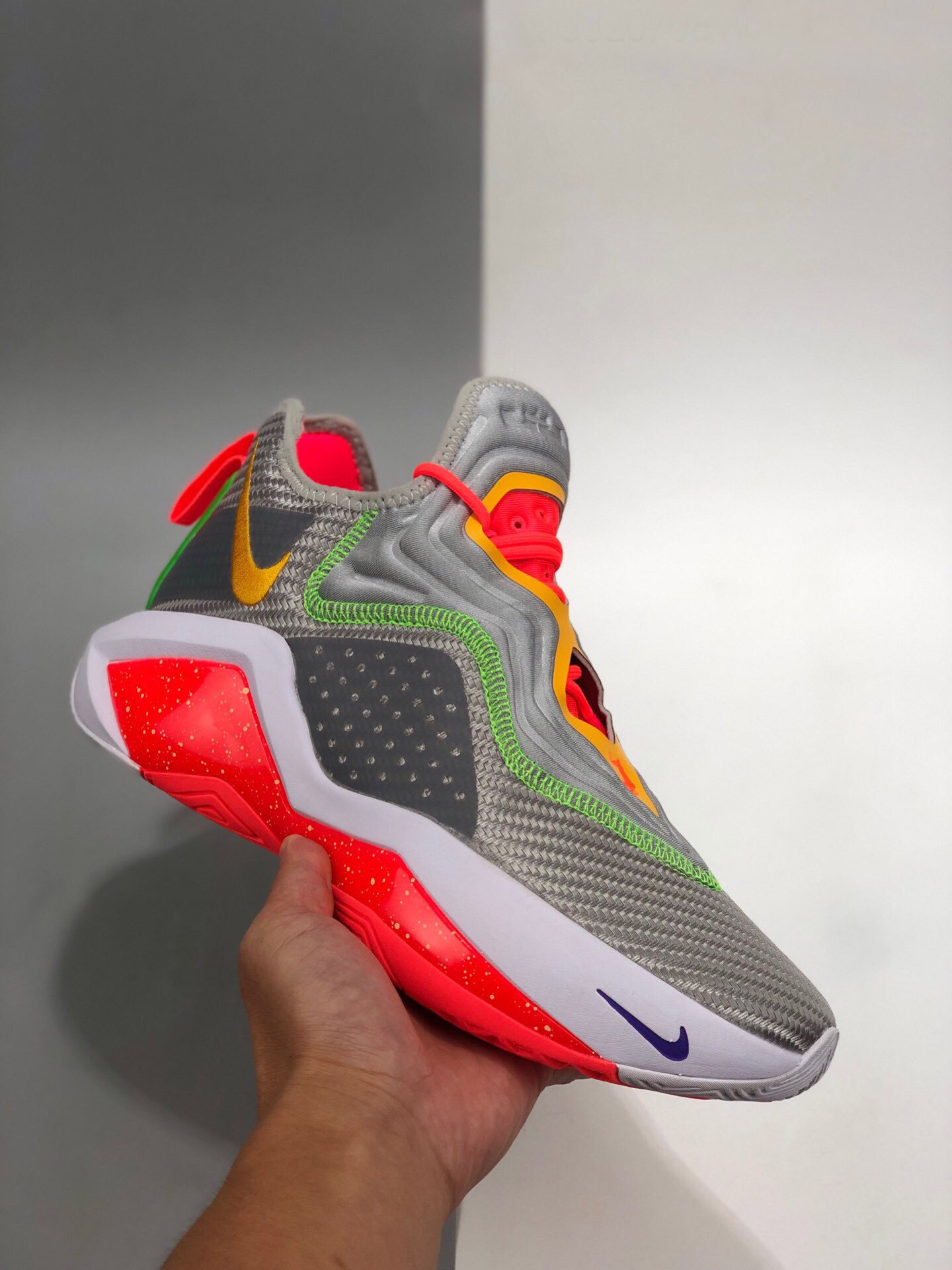 Nike LeBron Soldier 14 Hare CK6047-001 5338491