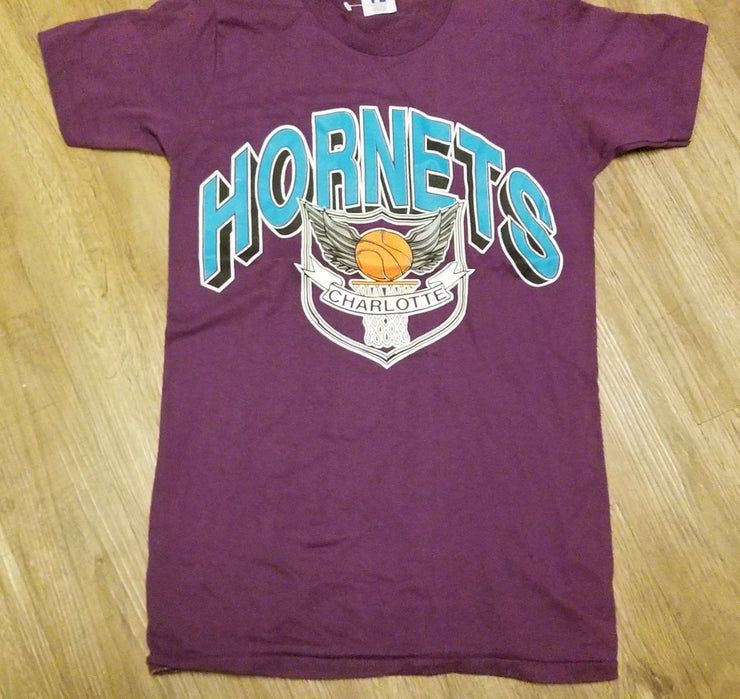 New 90S Deadstock Charlotte Hornets Graphic Logo 7 Shirt