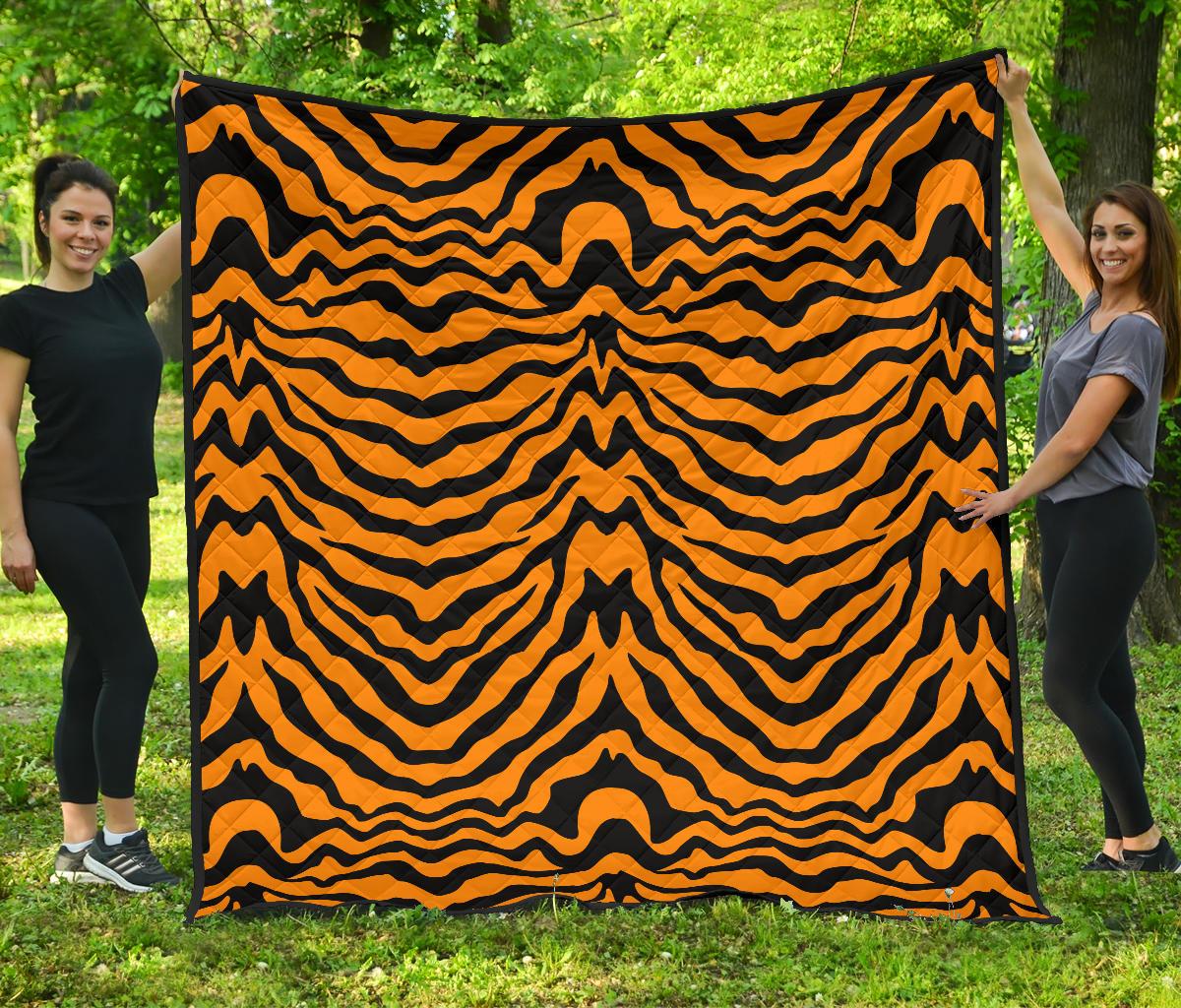 Bengal Tigers Skin Print Pattern Premium Quilt