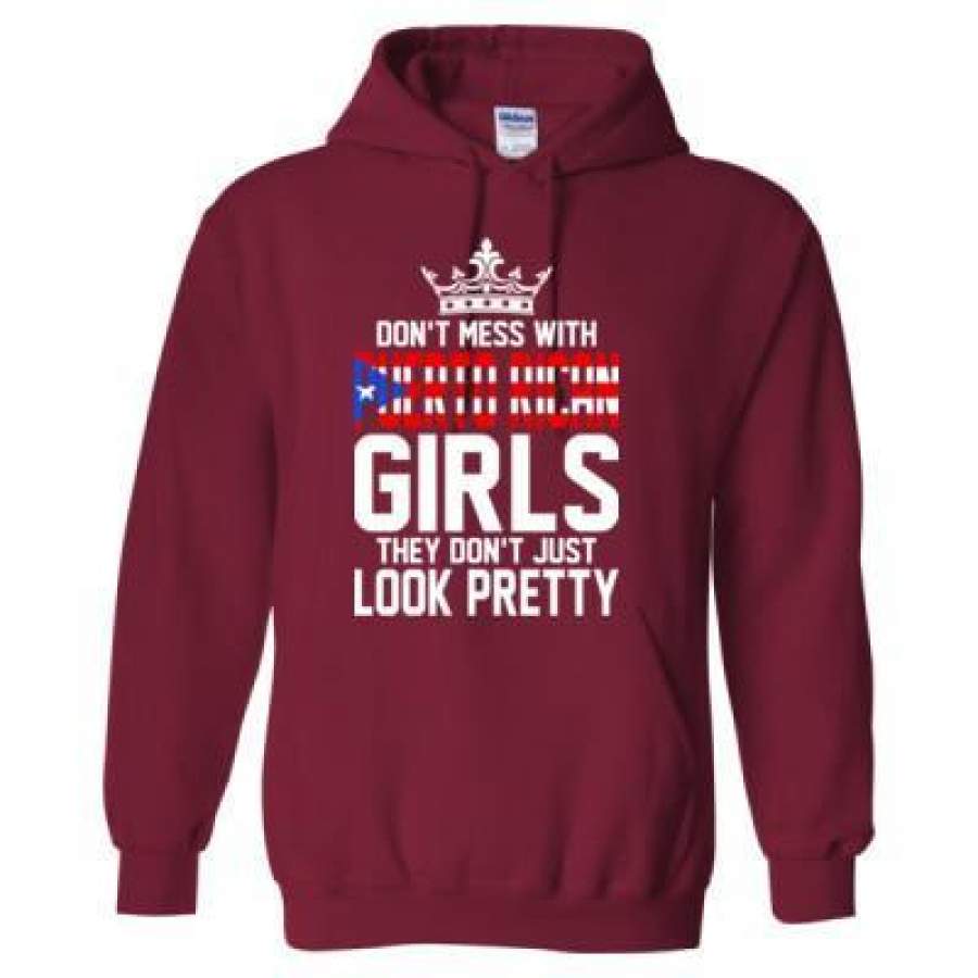 AGR Dont Mess With Puerto Rican Girls They Dont Just Look Pretty – Heavy Blend™ Hooded Sweatshirt