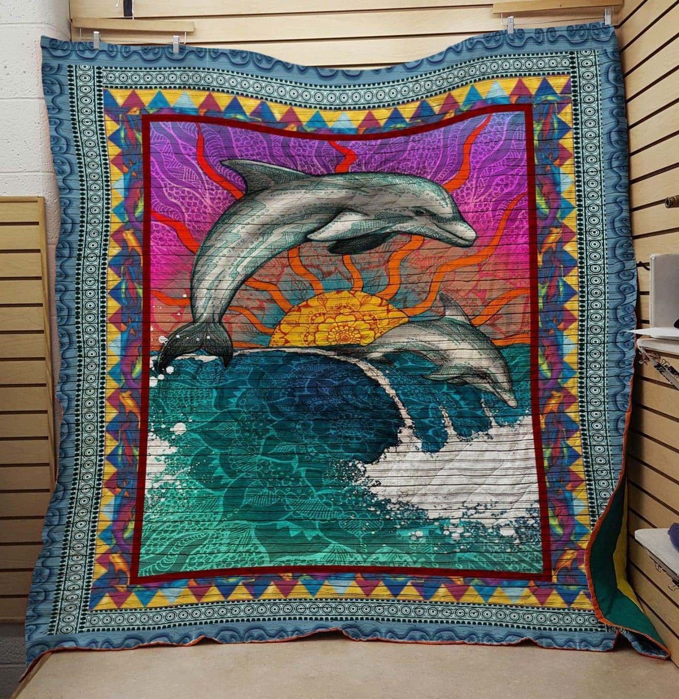 Dolphin Animal Dolphin with sea waves Quilt Blanket