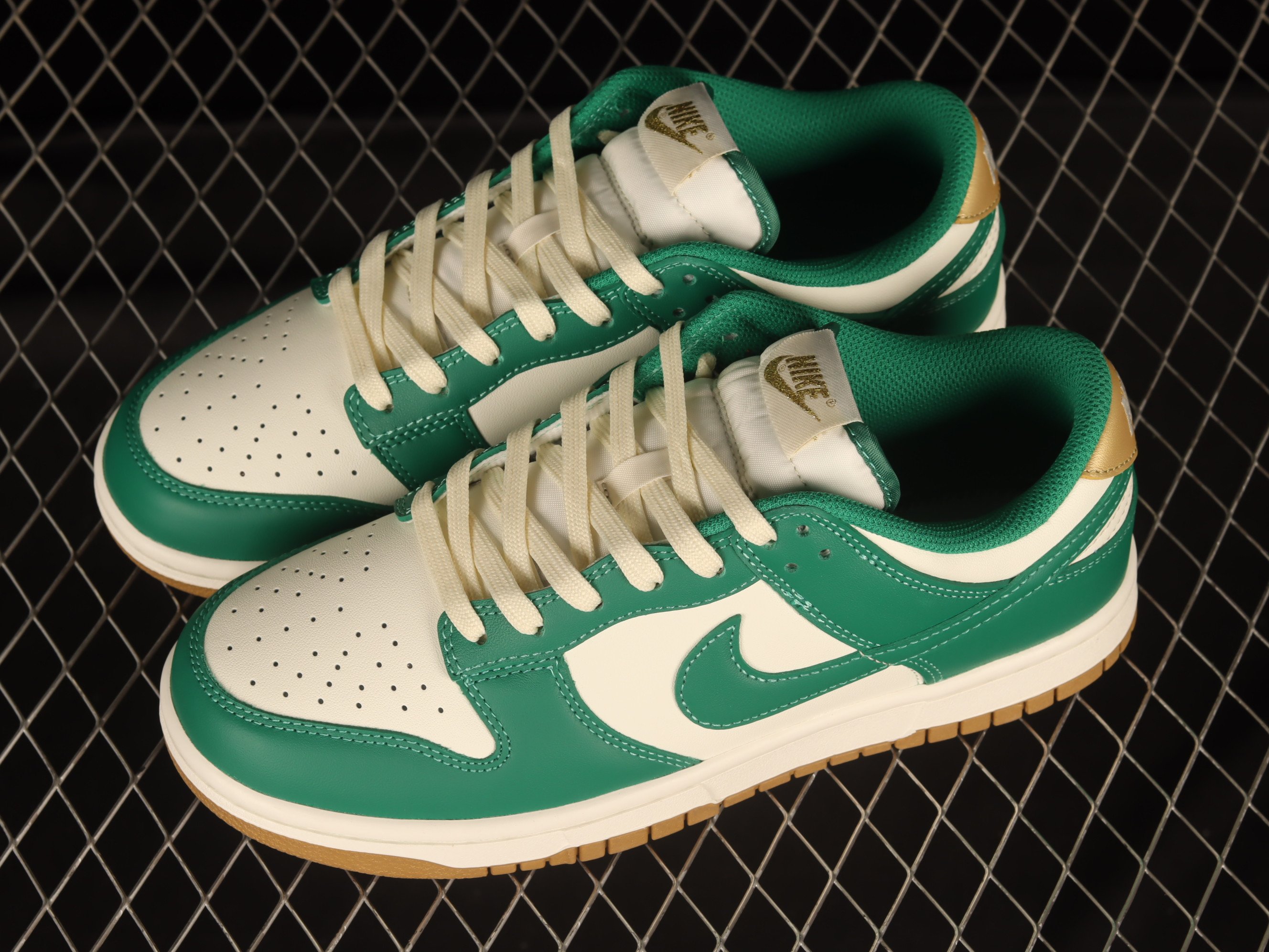 Nike Dunk Low ‘Malachite Metallic Gold’ Shoes Sneakers SNK216995275