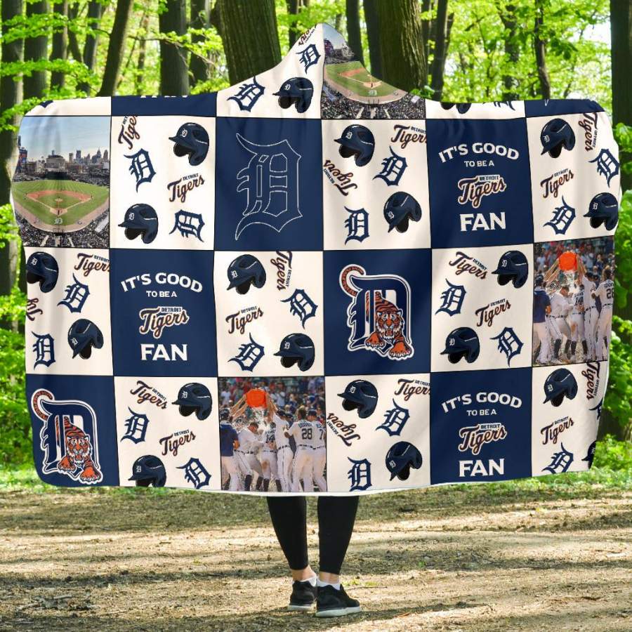 It’s Good To Be A Detroit Tigers Fan Hooded Blanket