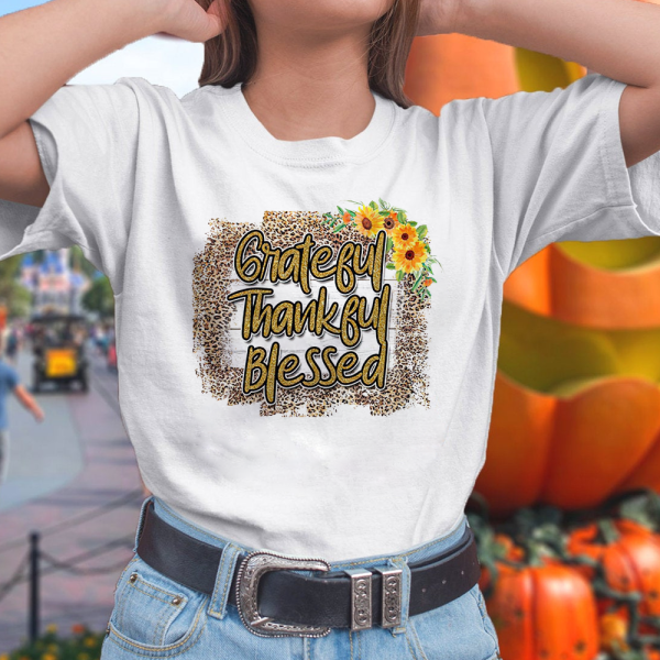 Women’S Thankful Grateful Blessed Leopard Happy Fall Shirt