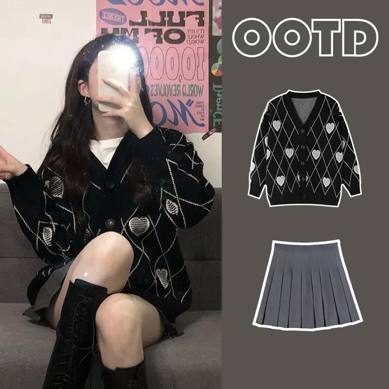 2021 Autumn New Sweater Jacket Women Long-sleeved V-neck Knitted Cardigan Top + Pleated Skirt Two-piece Suit alx