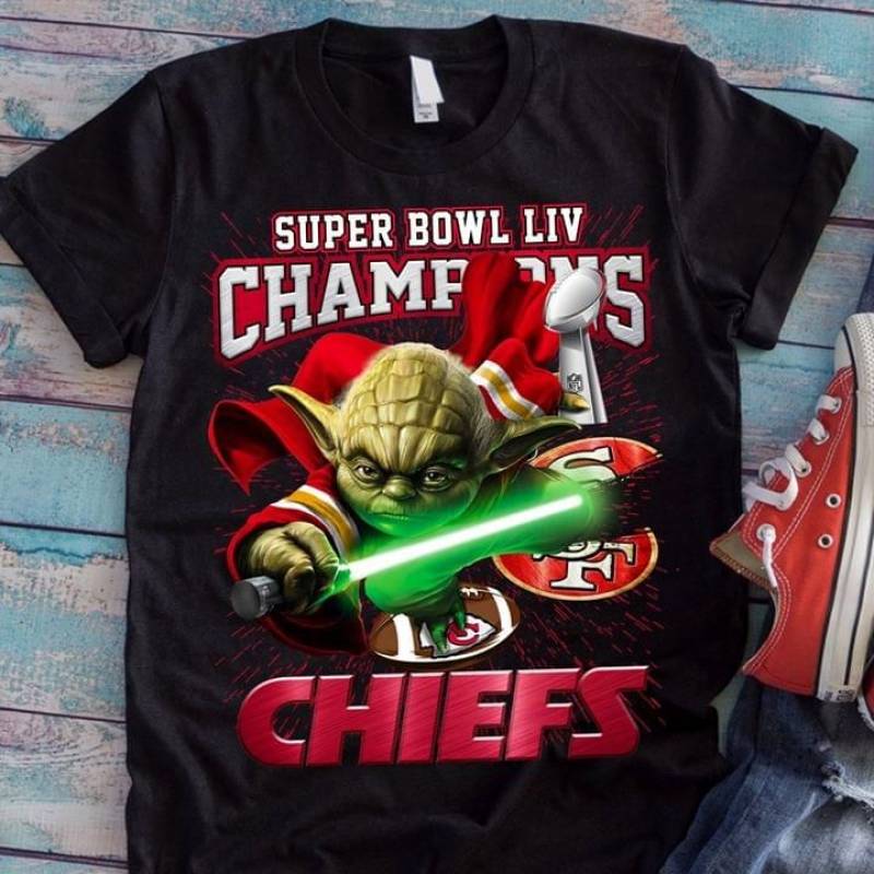 Super Bowl Liv Champions Chiefs Quotes And Beautiful Yoda Hold Light Sword And Kansas City Chiefs And San Francisco 49Ers Rugby Team Black Men And Women T Shirt S-5Xl